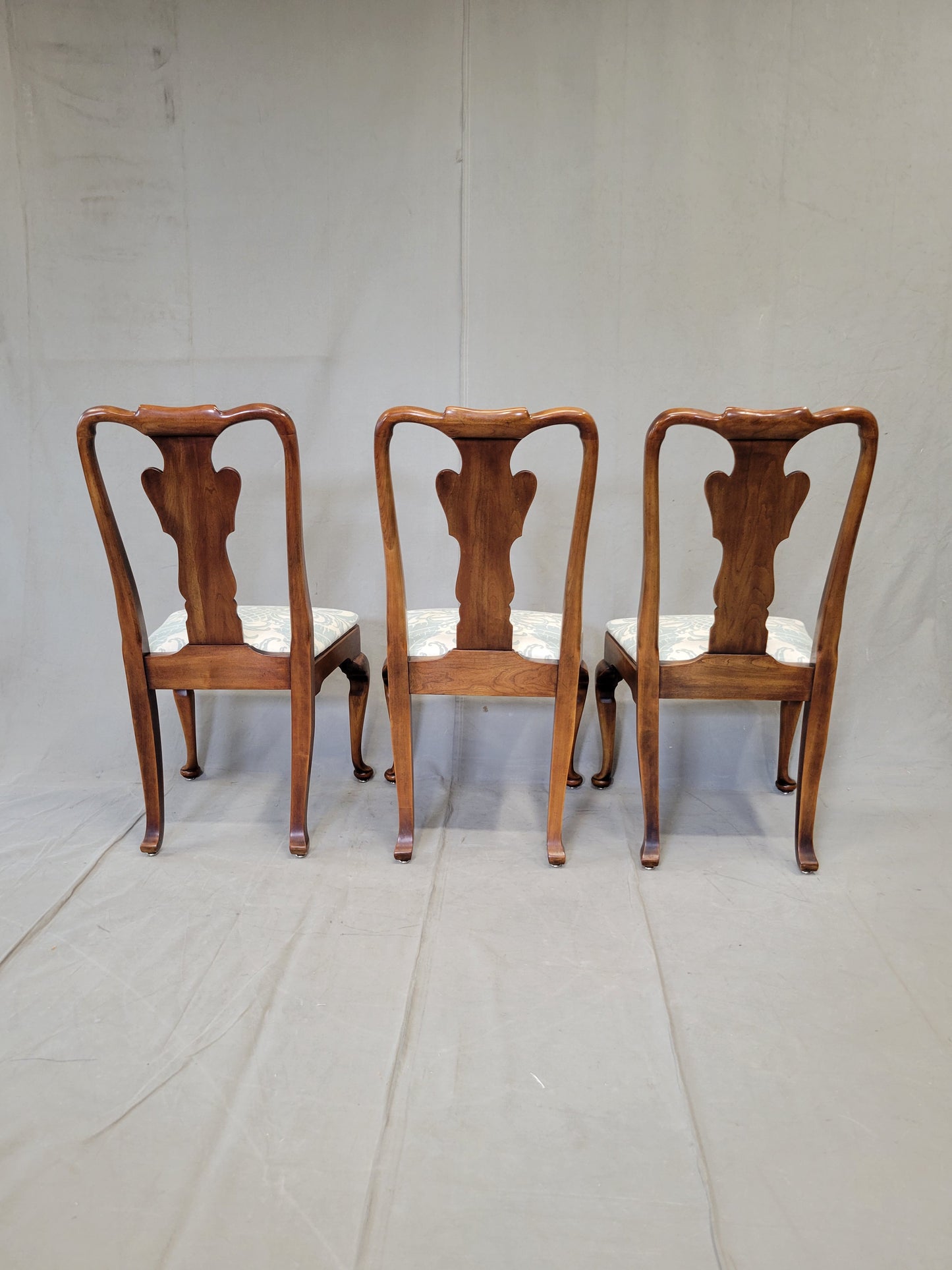 Set of 10 Vintage 1980s Statton Furniture Dining Room Chairs With Tommy Bahama Fabric Seats