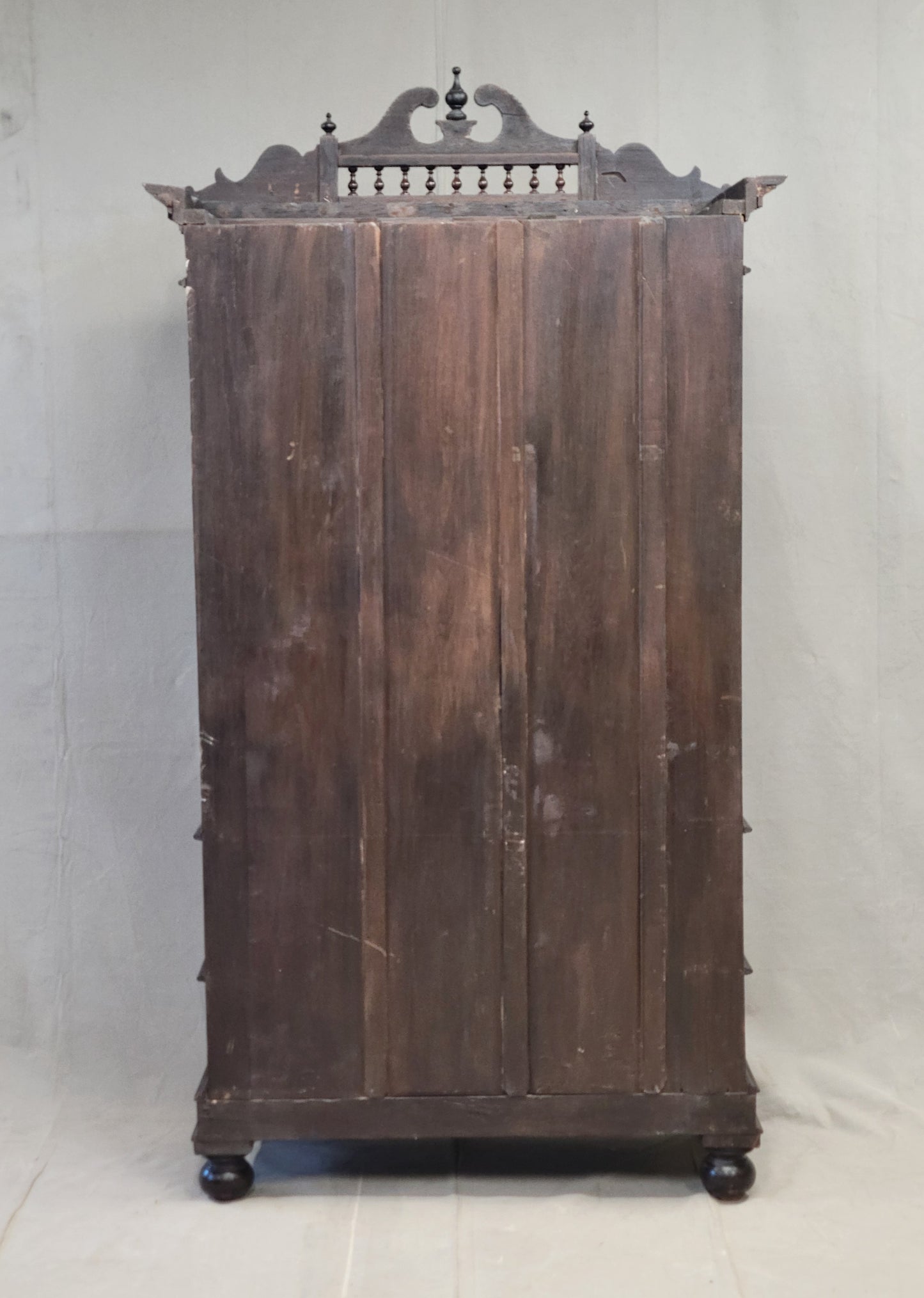 Antique Circa 1900 Anglo Indian Teak and Rosewood Mirrored Cabinet With Inlay