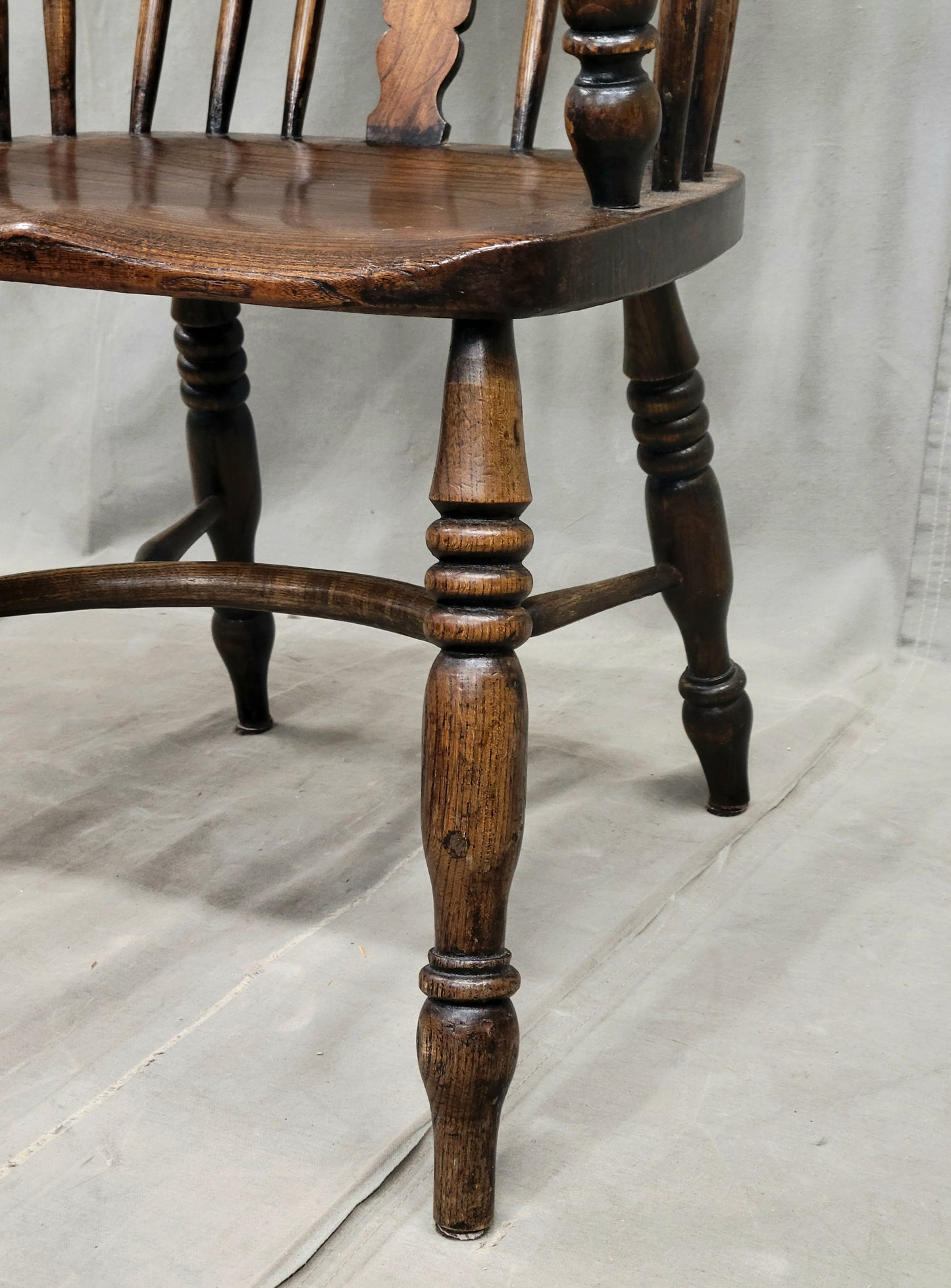 Vintage English Oak and Elm Windsor Chairs - A Pair