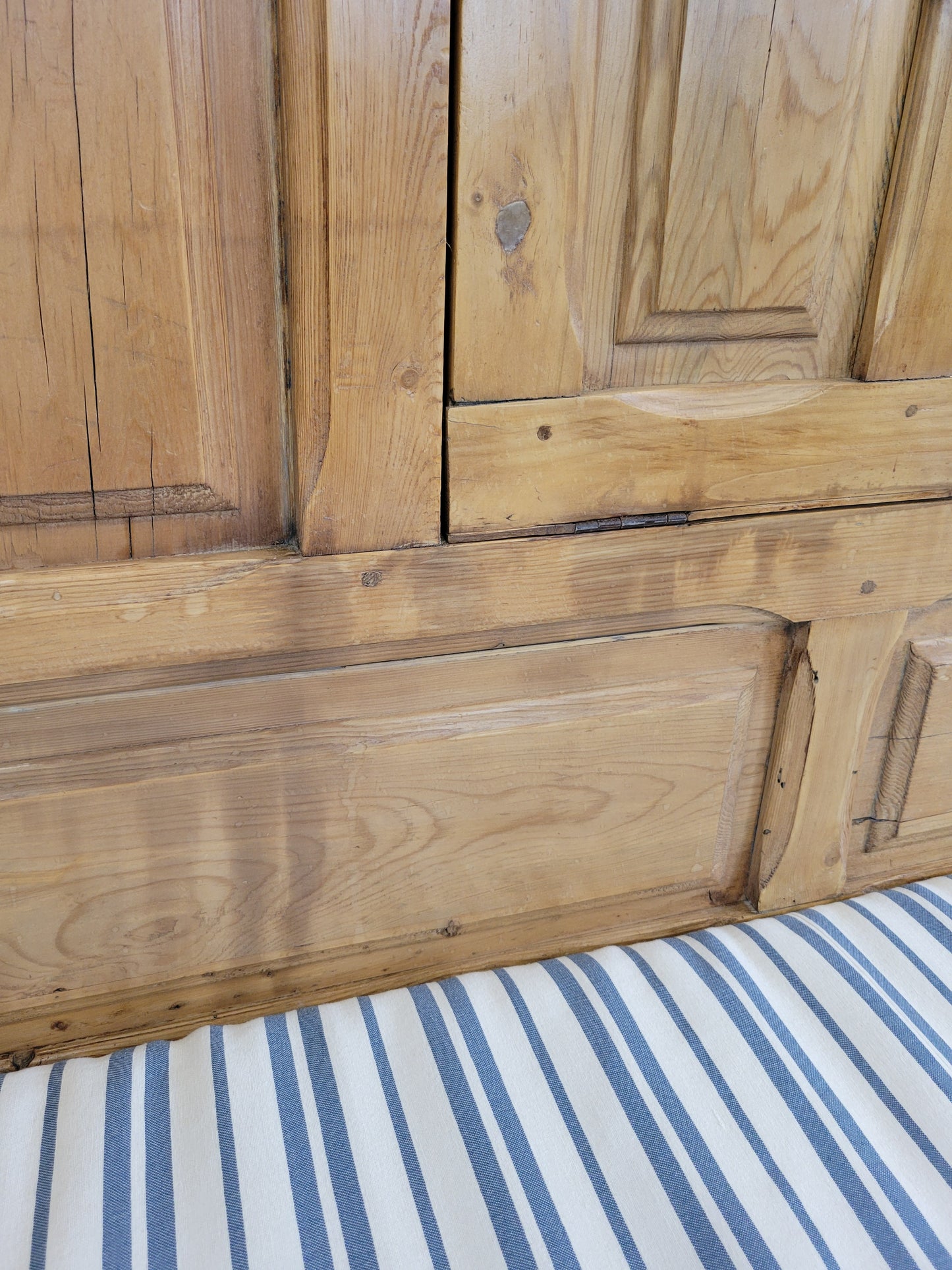 Antique Rustic Pine Long Settle Bench With Blue and White Cushion
