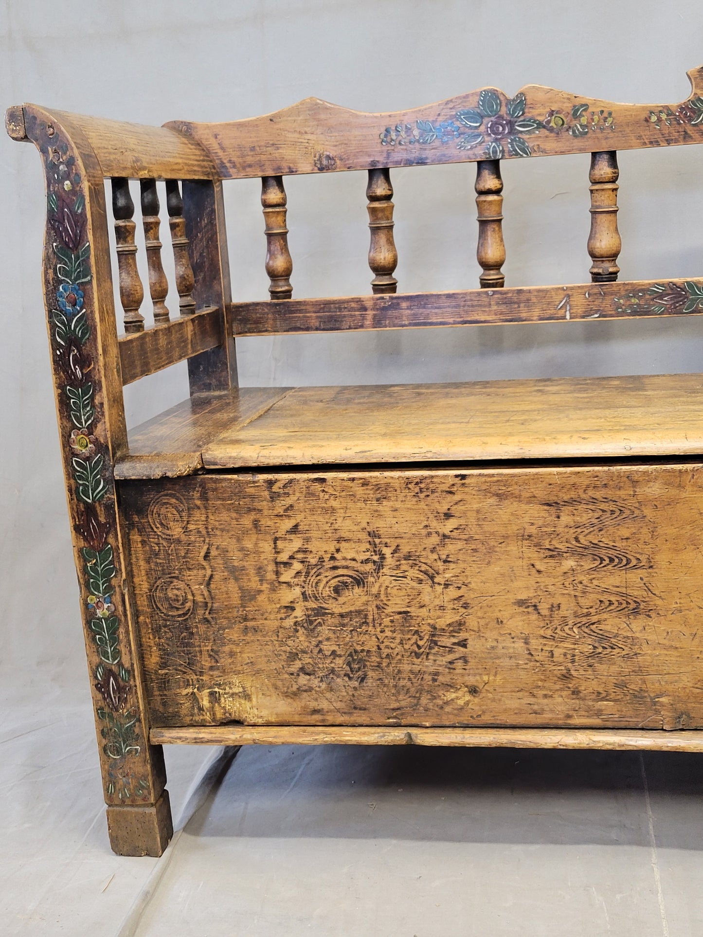 Antique 1926 Pine Eastern European Storage Bench with Original Paint