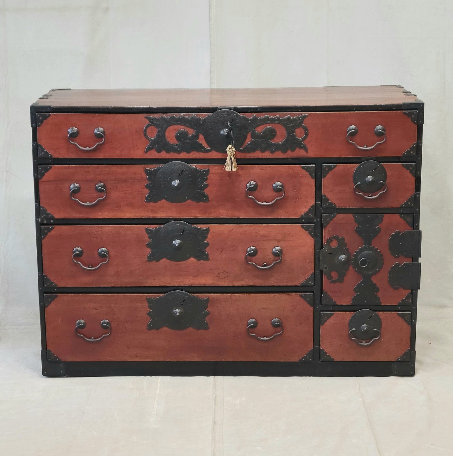 Antique Early 1900s Meiji Period Japanese Tansu Chest