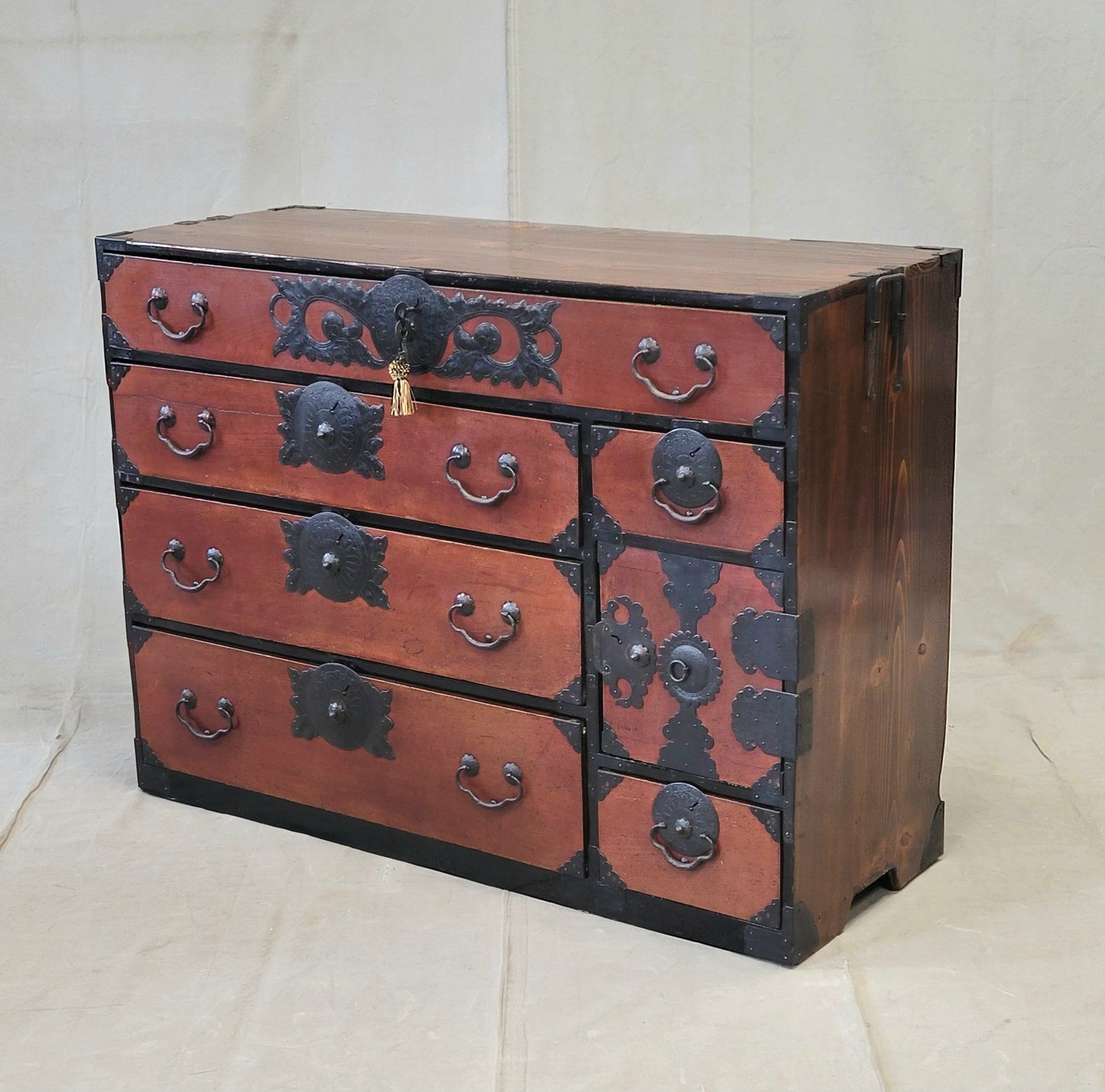 Antique Early 1900s Meiji Period Japanese Tansu Chest