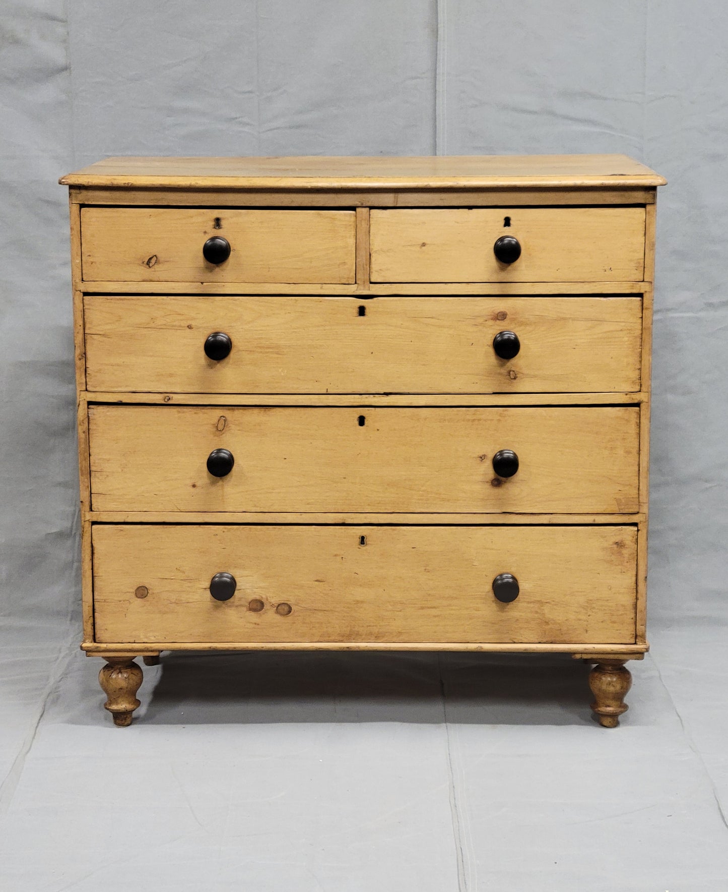 Antique English Edwardian Circa 1900 Scrubbed Pine Dresser Chest of Drawers With Turnip Feet