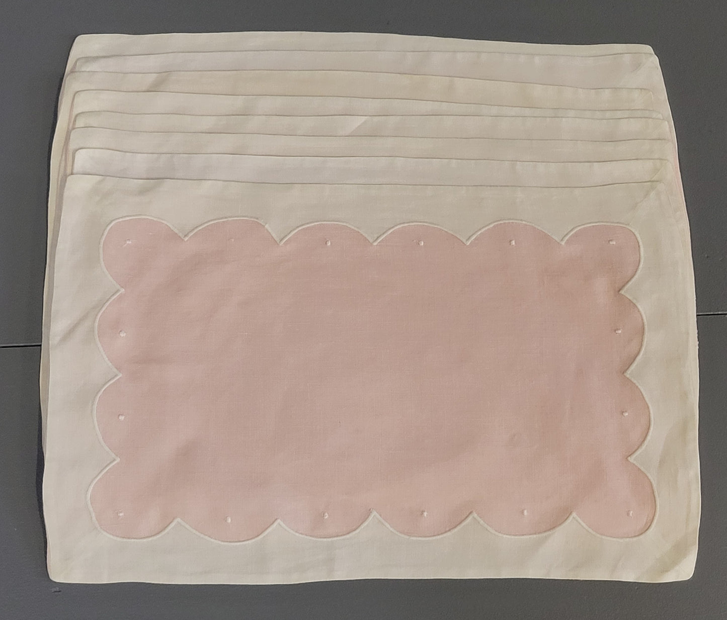 Vintage 1950s Pink and White Scallop Embroidered Linen Placemat and Napkin Set