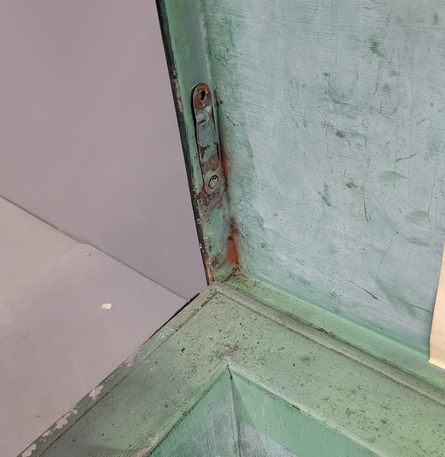 Antique English Iron Milner's Patent Fire Resisting Safe Painted Green (CH)