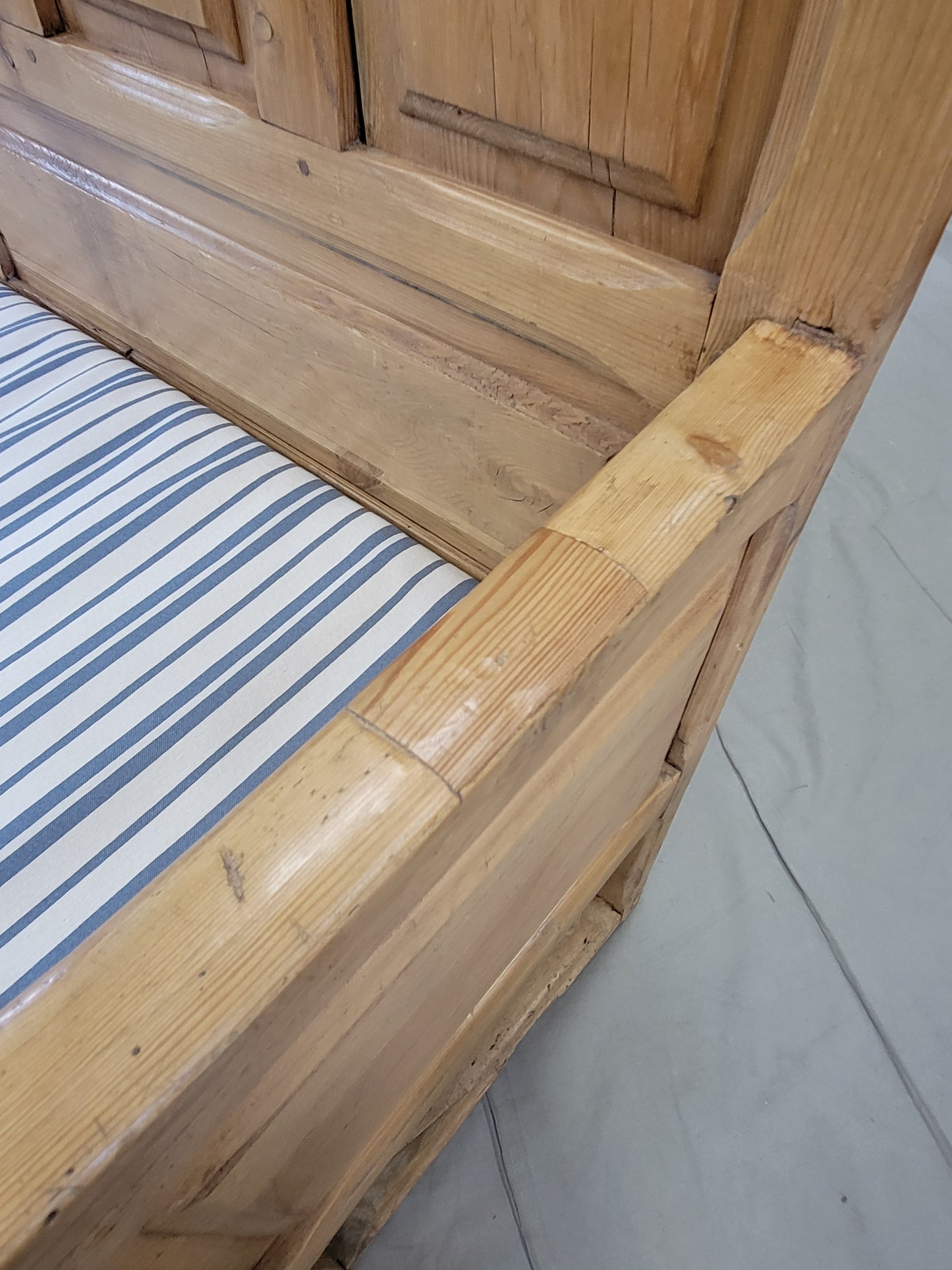 Antique Rustic Pine Long Settle Bench With Blue and White Cushion