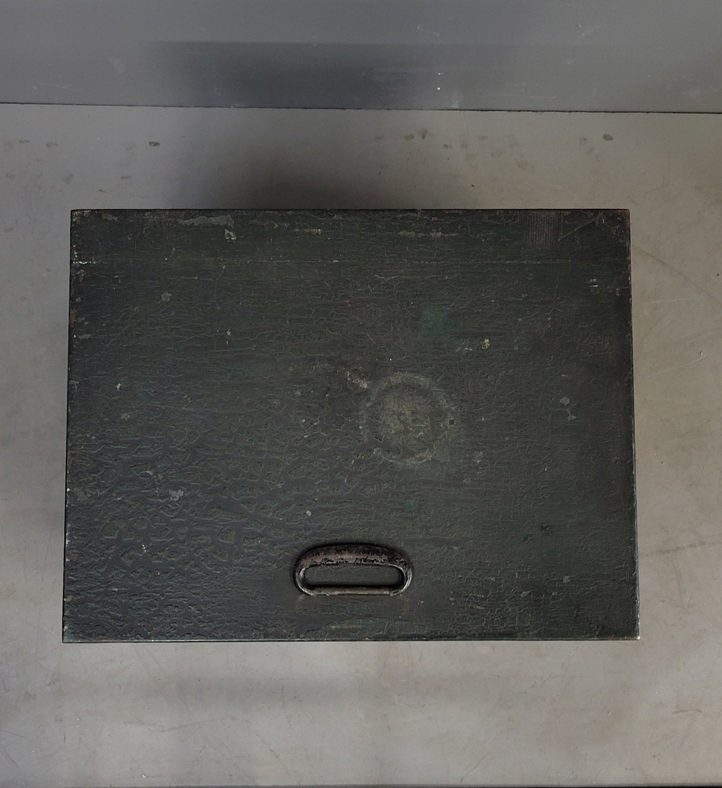 Antique English Iron Milner's Patent Fire Resisting Safe Painted Green (CH)