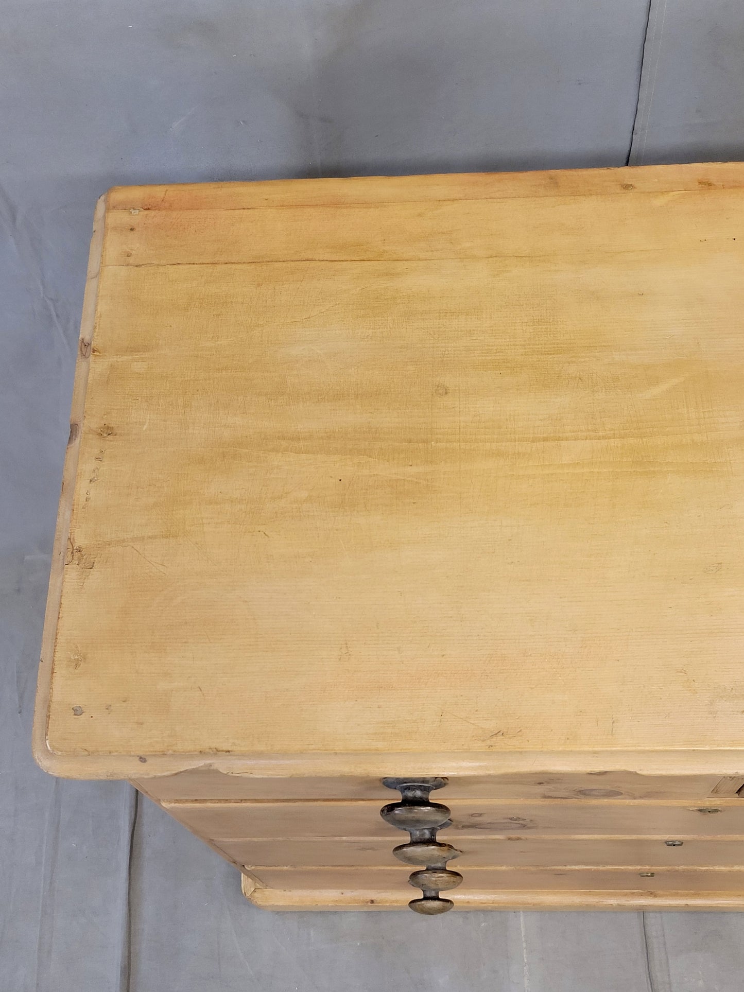 Antique English Edwardian Circa 1900 Scrubbed Pine Dresser Chest of Drawers
