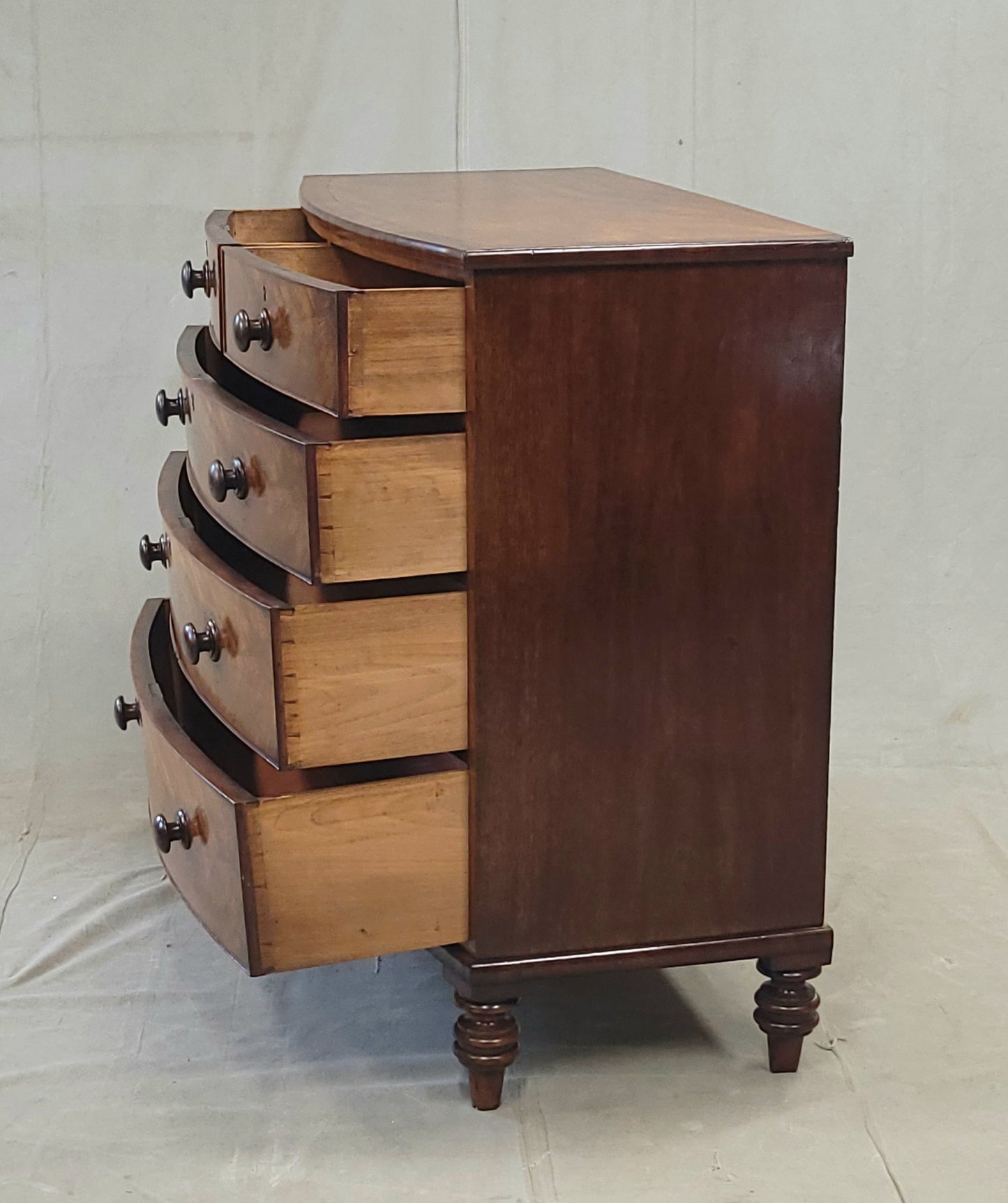 Antique English Edwardian Figured Mahogany Dresser With Original Knobs