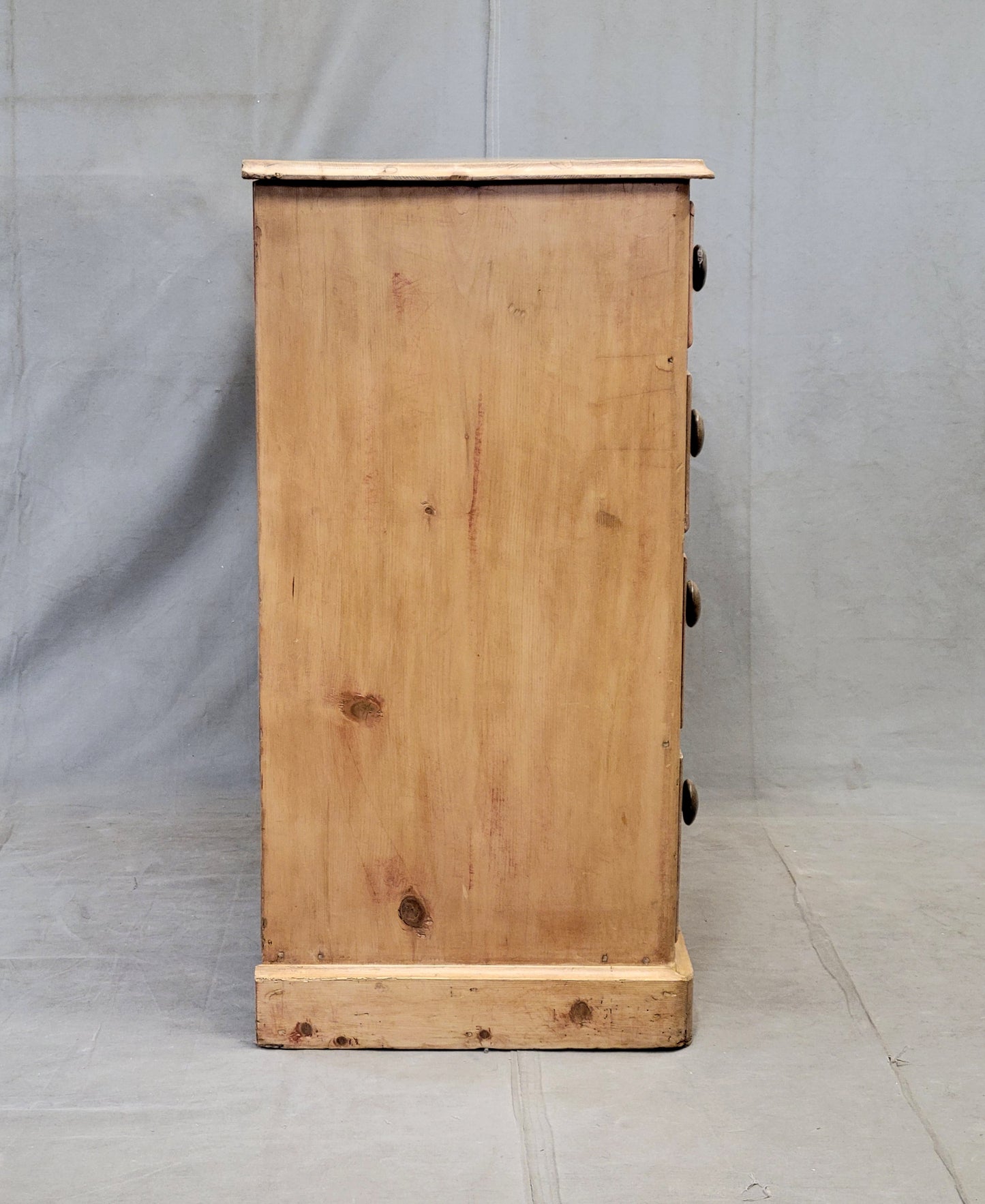 Antique English Edwardian Circa 1900 Scrubbed Pine Dresser Chest of Drawers