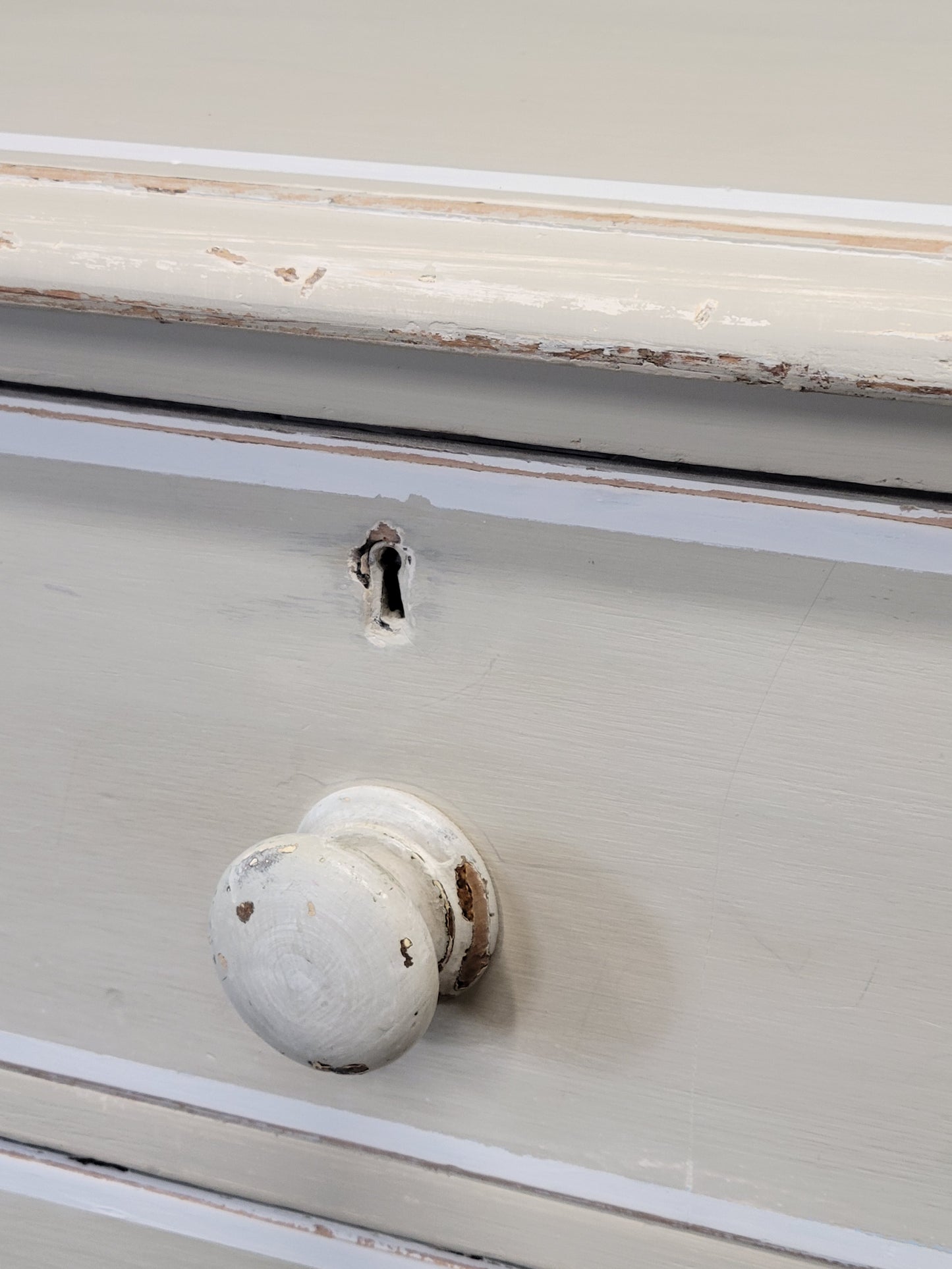 Antique 1920s English Dresser Chest of Drawers with Old Cream and White Paint