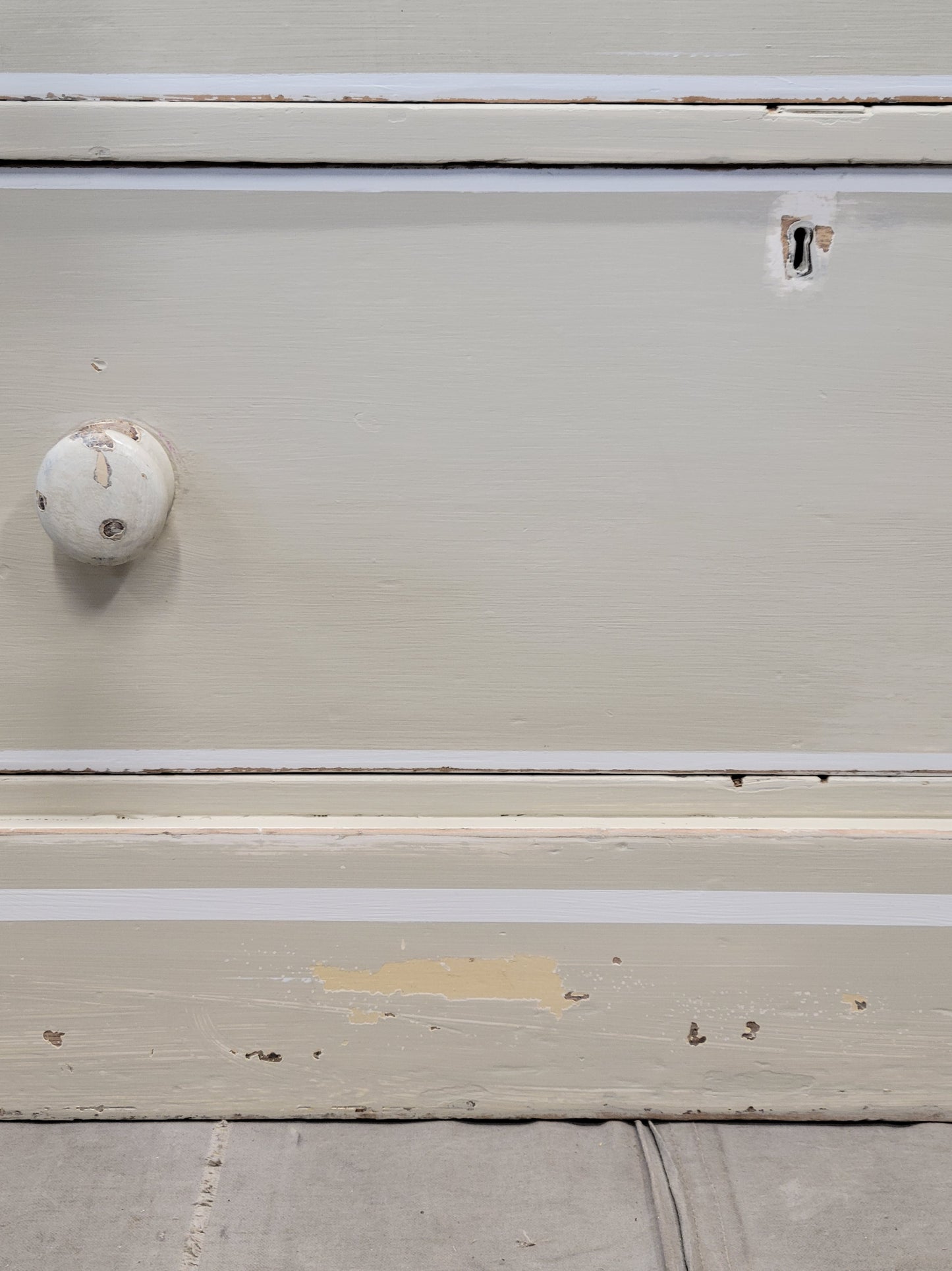 Antique 1920s English Dresser Chest of Drawers with Old Cream and White Paint