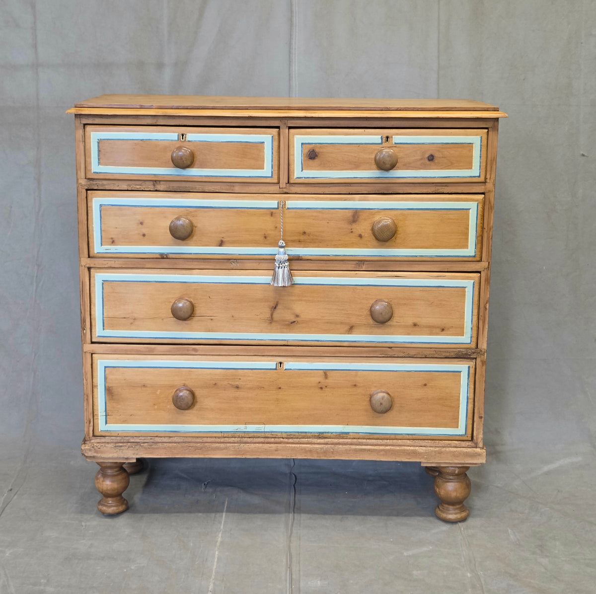 Antique English Edwardian Natural Pine Chest of Drawers with Blue French Line