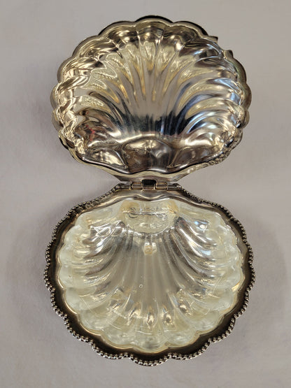 Vintage English Silver Plate Scallop Shell Butter Disk With Glass Liner and Knife