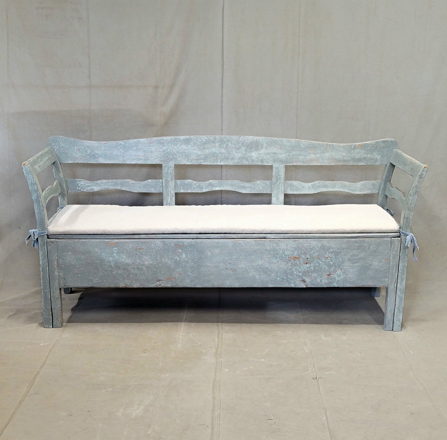 Antique 19th Century Swedish Storage Bench with Blue/Gray Paint and Linen Cushion