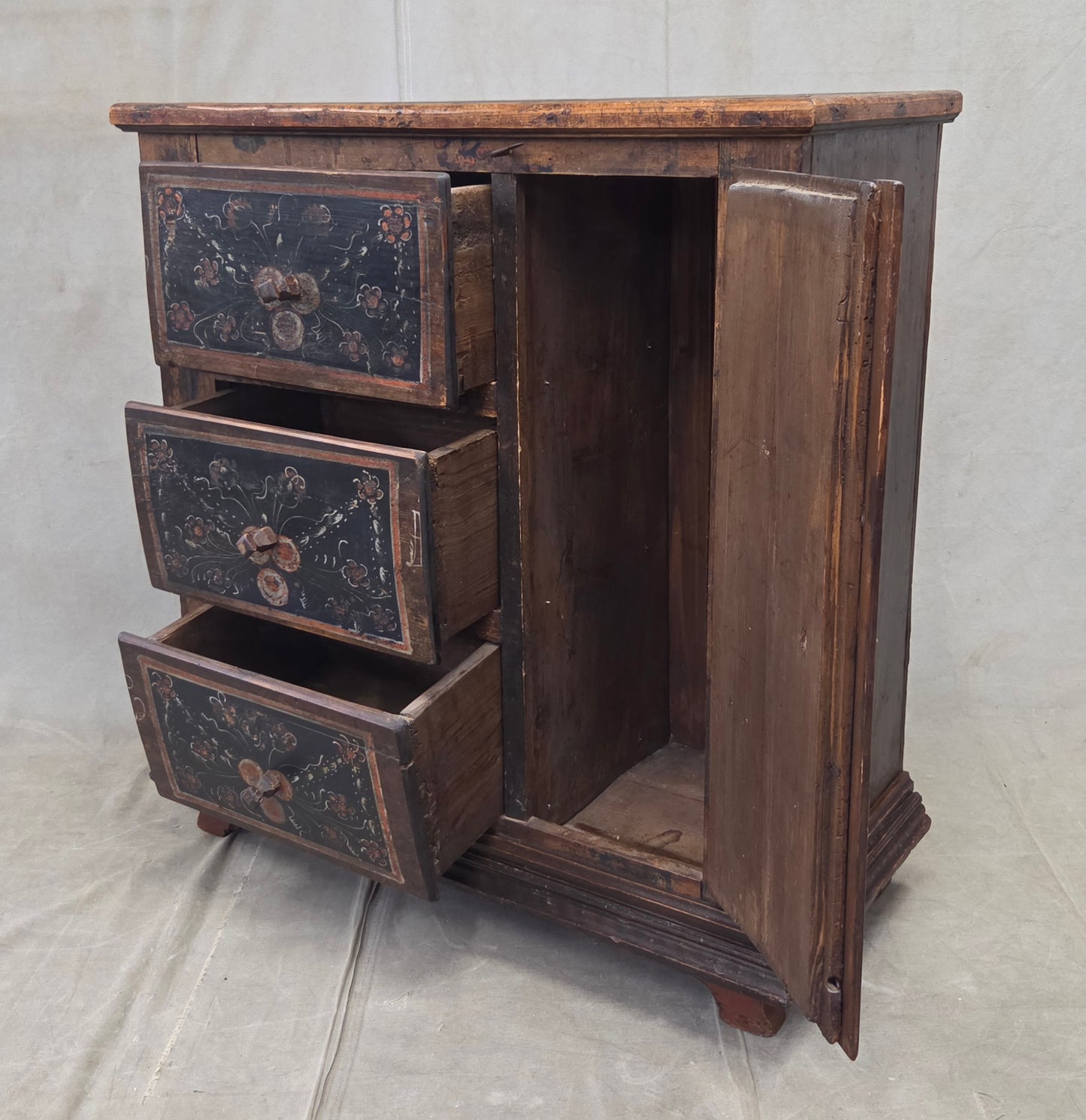Antique Romanian Folk Painted Pine Cupboard with Drawers and a Door