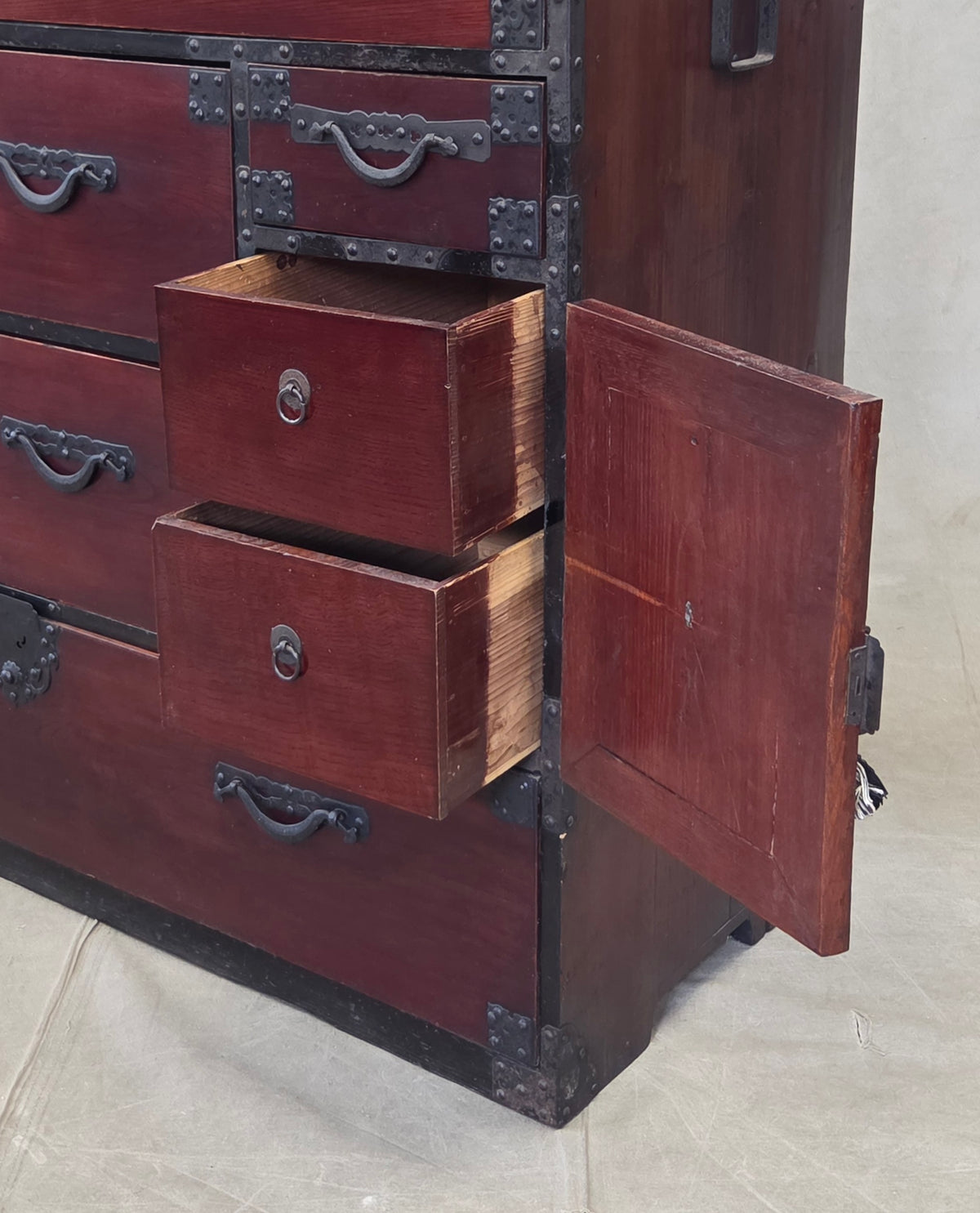 Antique Early 1900s Meiji Period Japanese Pine/Elm Tansu Chest With Iron Hardware