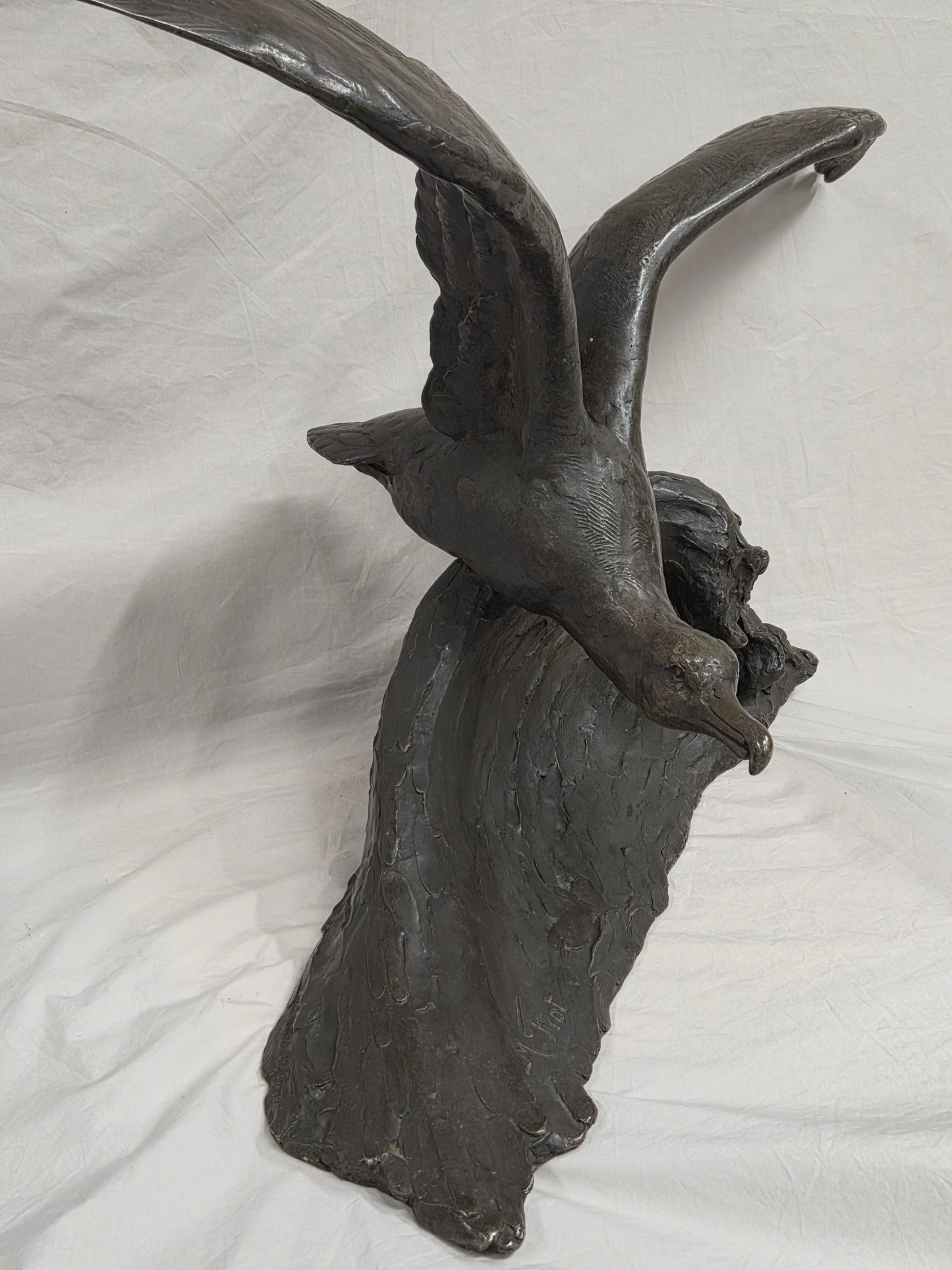 Albatross bronze sculpture, by French artist Maximilien Fiot (1886-1953)