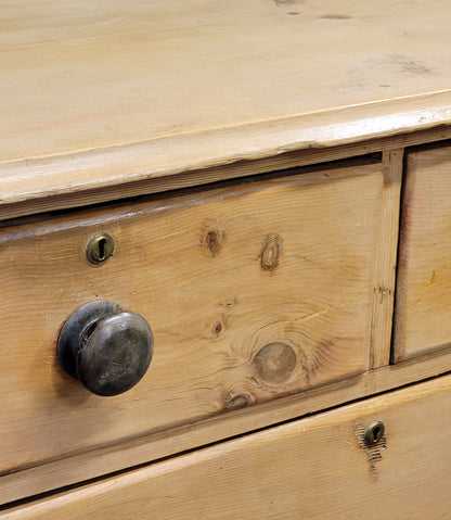Antique English Edwardian Circa 1900 Scrubbed Pine Dresser Chest of Drawers
