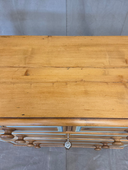Antique English Edwardian Natural Pine Chest of Drawers with Blue French Line