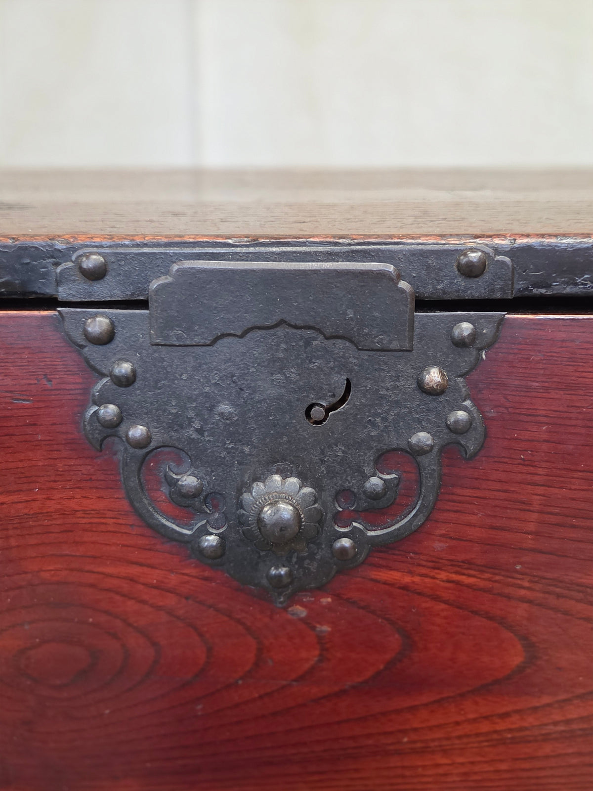 Antique Early 1900s Meiji Period Japanese Pine/Elm Tansu Chest With Iron Hardware