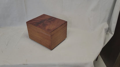 Antique English Circa 1900 Flame Mahogany Maple & Co. Ltd. Jewelry Box (RL)